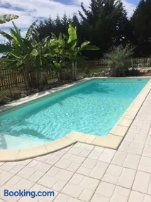 Villa paisible avec piscine - Image 1
