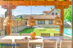 Acogedora casa rural con jardín próxima a Pamplona - Image 2