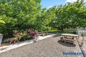 Peaceful Nampa Retreat - Image 4