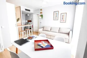Sevilla Suite Torre Triana, parking free gratis! - Image 1