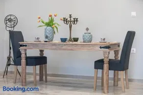 Garden Apartment in Amarynthos I - Image 2