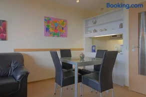 Apartment 541 - Image 5