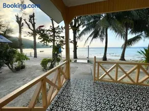 Samudra Beach Chalet - Image 3