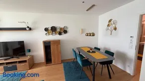 Gartenwohnung Ginkgo, exklusive Boutique-Ferienwohnung in Freilassing, bei Salzburg - Image 3