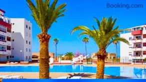 SEA-VIEW APARTMENT WITH a TENNIS COURT - Image 1