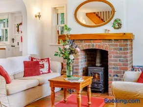 2 Bed in Sway oc-nfl43 - Image 2