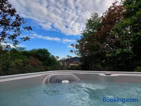 La Casa Rosa di Segusino with SPA Jacuzzi in garden - Image 3