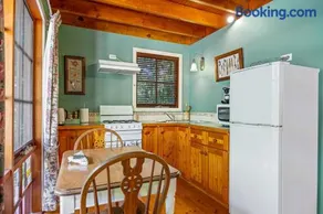 Ballarat Cottages - Image 3