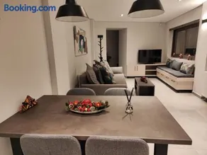 Pavliani Apartments - Image 2