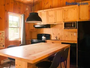 Chalet 8 - Image 4