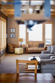 The Overlook 5BD Sleeps 10 Silver Star Village - Image 4