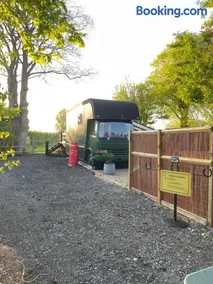 Theddlethorpe Horsebox Glamping - Image 1