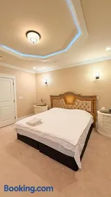 Luxury Private house - Image 2