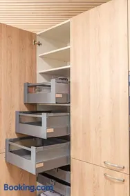 Alpine Family Retreat, Sleeps 10 - Image 2