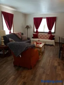 Simple Stay - Image 2