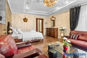 High-end 3BR Apartment - Private Garden, Terrace & BBQ - Image 4