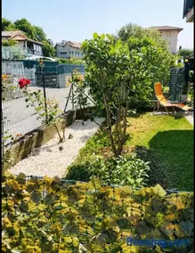 House of Camellias - Ground Floor with Garden - Image 2