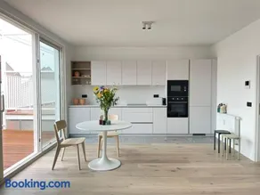 #2800ourhome 301 - Image 1