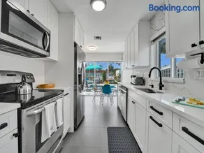 Sandys Sunshine Oasis - Image 3