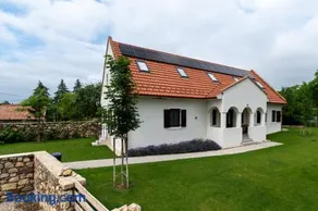 Viktória Kőház Köveskál - Image 3