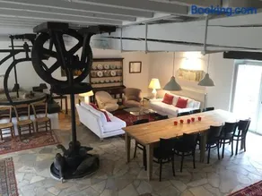 Moulin Neuf - A family home for friends - Image 1