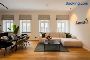 NAMASTÉ Homes - Luxus-Apartment mit Whirlpool & Garage - Image 4