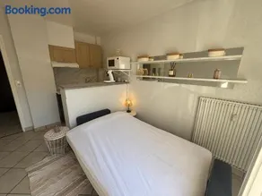 Studio moderne au cœur de Compiègne - Image 2