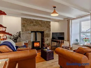 3 Bed in Redruth oc-87649 - Image 3
