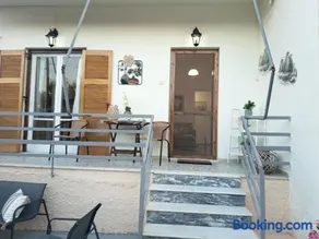 Sofie and Penny Sweet Home - Image 1