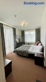 Mountain Lift 7 Hotel - Image 3