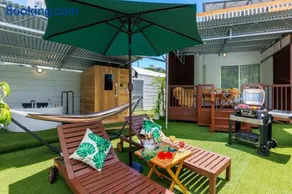 新規オープン サウナ BBQ ジャグジー付き 最大9名 無料駐車場4台 ビーチまで車で5分 SKY House - Image 1
