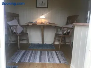 Phoenix Farm Shepherds Hut,Minions, Cornwall - Image 5