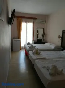 Verdelis Inn - Image 3