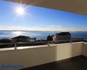 House Natali 70m from the beach - free EV top up - Image 3