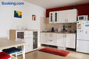 Balaton Holiday Home - Image 4