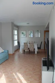Apto en Cullera con terraza, piscina, parking y wifi gratis - Image 2