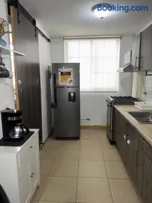 APARTAMENTO 3 habitaciones y piscina a solo 15 minutos del aeropuerto - Image 5