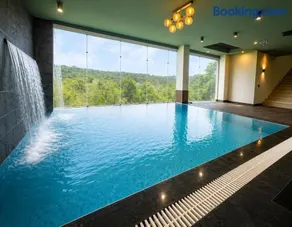 City centre 6 BHK Villa with indoor Pool - Image 2