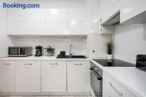 Viola Apartment - free parking and balcony - Image 4