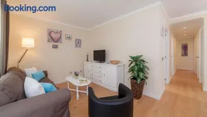 Los Rosales Apartamento - Image 2