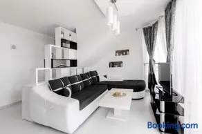 NEA Penthouse - Image 3