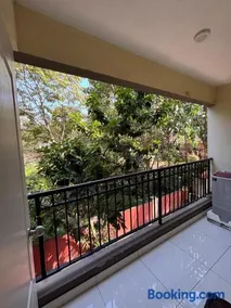 Spacious 3BHK for a Perfect Stay - Image 1