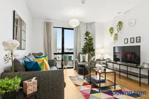 Central Liverpool Baltic Apartment Sleeps 7 - Image 4