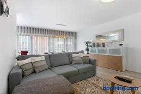 Coral Beach Oasis - Image 4