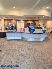 Orca Inn Suites - Image 2