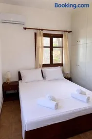 Petra Villa Agistri - Image 3