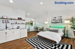 Pohakulua Studio suite.nui - Image 1