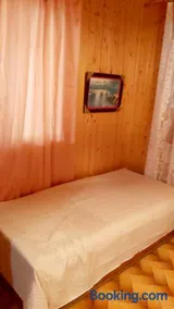 The log house in the village - Image 5
