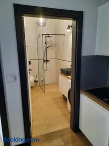 Kings Apartments - Image 4