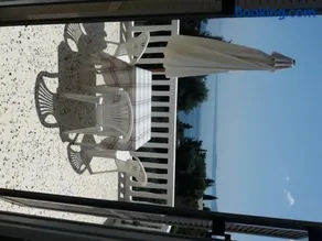 Apostolos & Eleni Family Apartments - Image 2